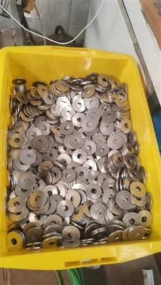 Schijf-vormige veerverpakking